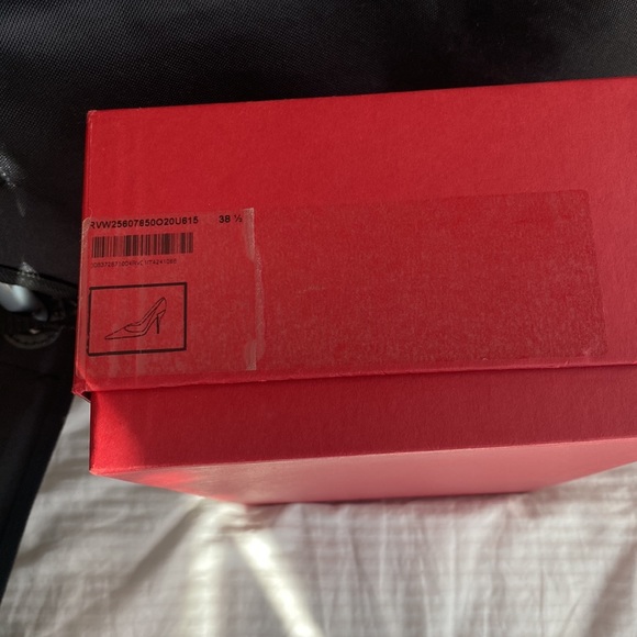 Roger Vivier women shoes - Picture 13 of 16